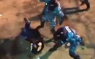【動画】これは酷いウクライナの警官。