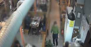 【衝撃】韓国のデパートで突如天井が崩れて落ちてきたことを監視カメラがとらえていた映像