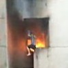 マンション火災で叫びながら死んでいく男性の映像