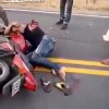 【事故動画】二人乗りで起きたバイク事故の一方の男性の遺体の損壊が激しい…。※閲覧注意