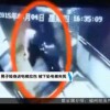 【防犯カメラ動画】ドアが開いたままエレベーターが動いてしまい男性が挟まり死亡事故に…。