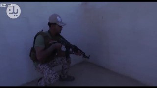 【動画】SNSで話題のマネキンチャレンジをイラク兵が行った場合ｗｗｗ
